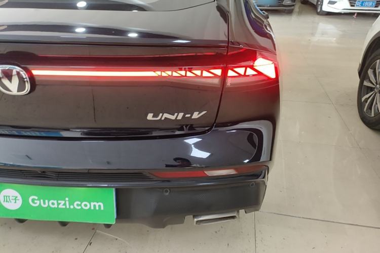 Used CHANGAN UNI-V 2024 1.5T Prestige Edition Right Rear Taillight
