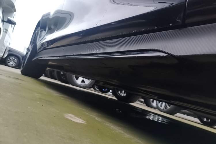 Used CHANGAN UNI-V 2024 1.5T Prestige Sport Edition Right Side Sill
