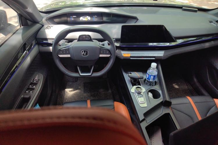 Used CHANGAN UNI-V 2024 1.5T Prestige Sport Edition Steering Wheel
