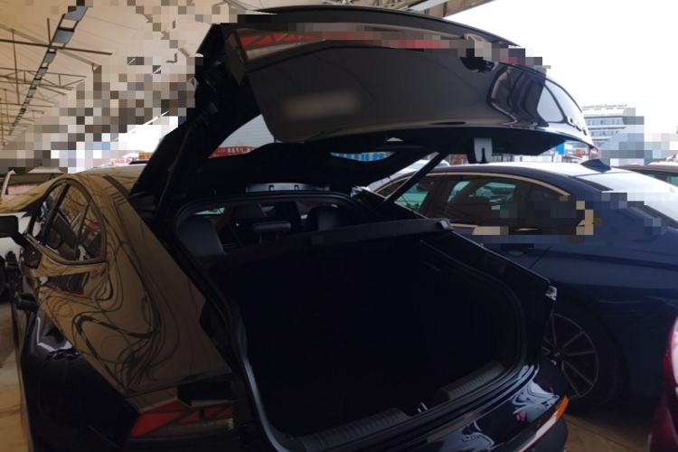 Used CHANGAN UNI-V 2024 1.5T Prestige Sport Edition Trunk