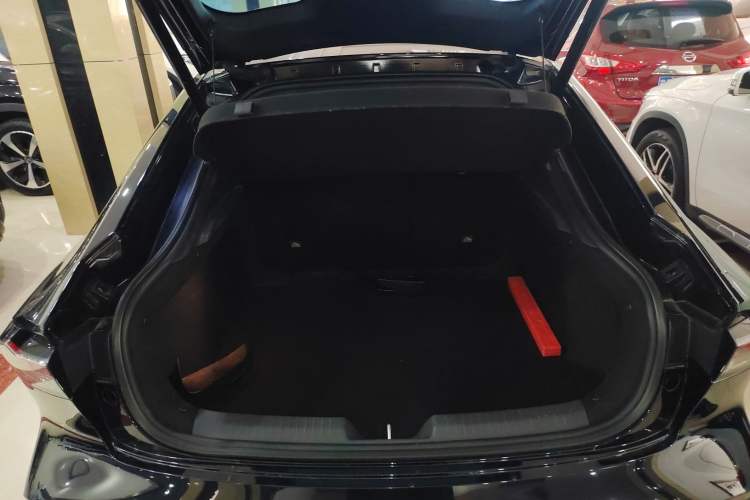 Used CHANGAN UNI-V 2024 1.5T Prestige Sport Edition Trunk