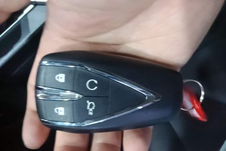 Used CHANGAN UNI-V 2024 1.5T Prestige Edition Vehicle Key