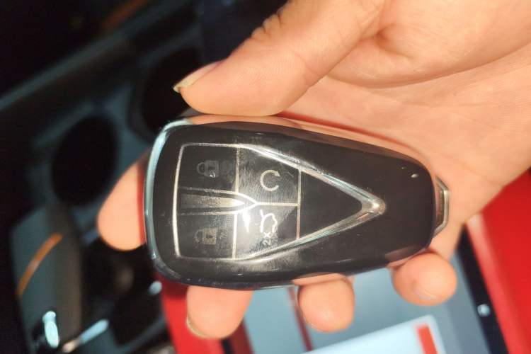 Used CHANGAN UNI-V 2024 1.5T Prestige Edition Vehicle Key