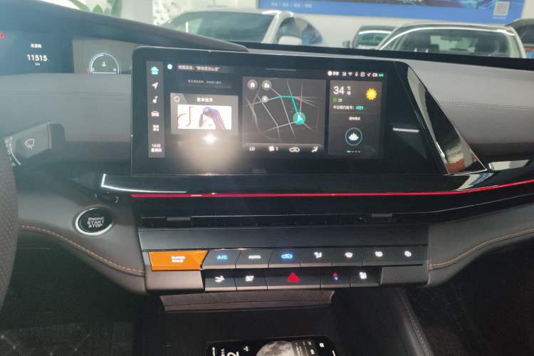 Used CHANGAN UNI-V 2024 1.5T Prestige Edition Audio And AC Panel