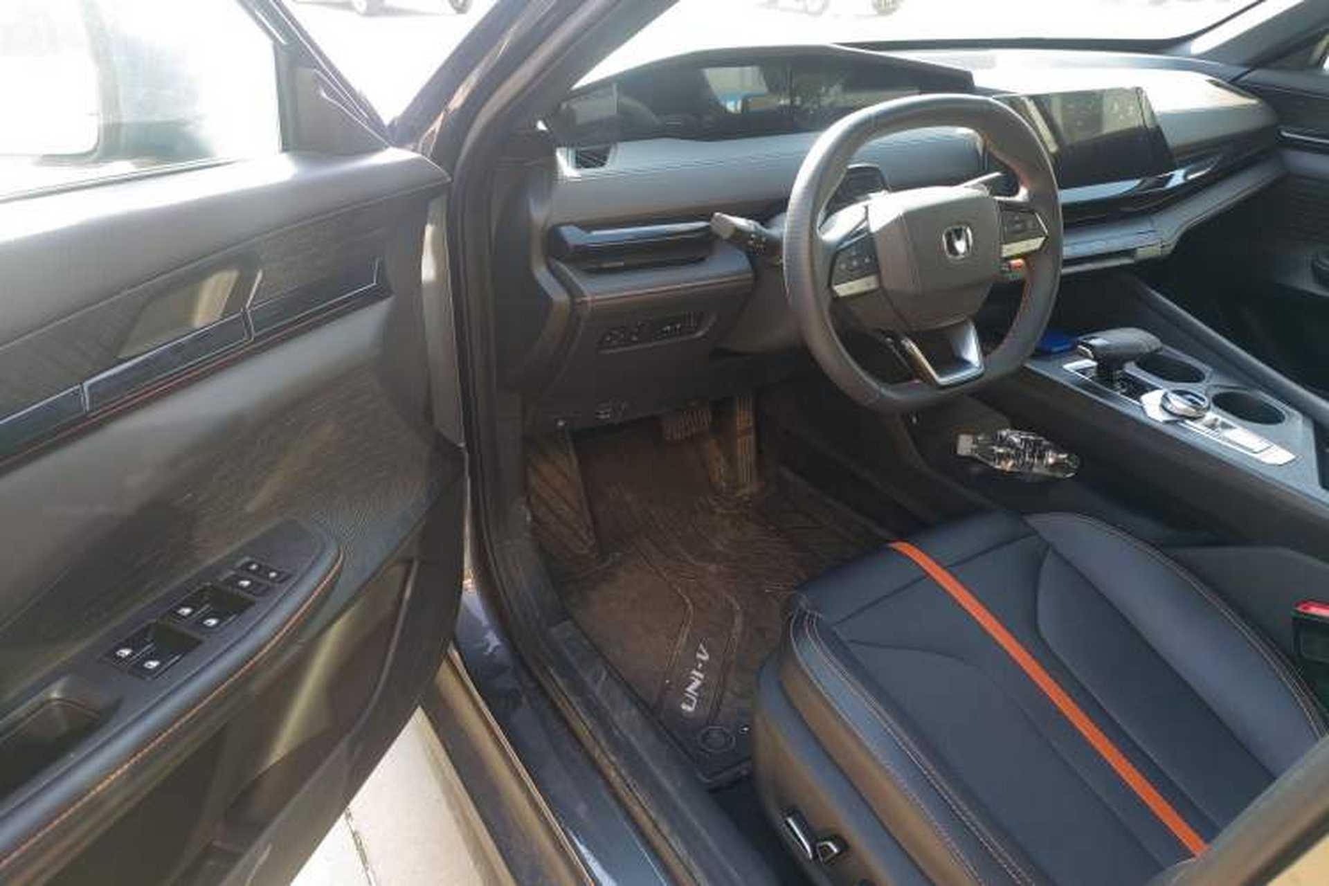 Used CHANGAN UNI-V 2024 1.5T Prestige Edition Driver Seat