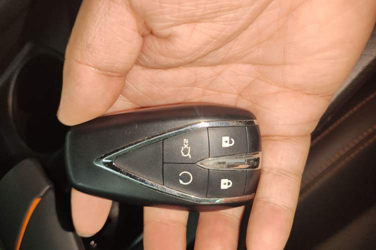 Used CHANGAN UNI-V 2024 1.5T Prestige Edition Vehicle Key