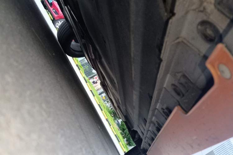 Used CHANGAN UNI-V 2024 1.5T Prestige Sport Edition Chassis Front Left