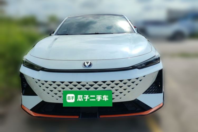 Used CHANGAN UNI-V 2024 1.5T Prestige Sport Edition Front