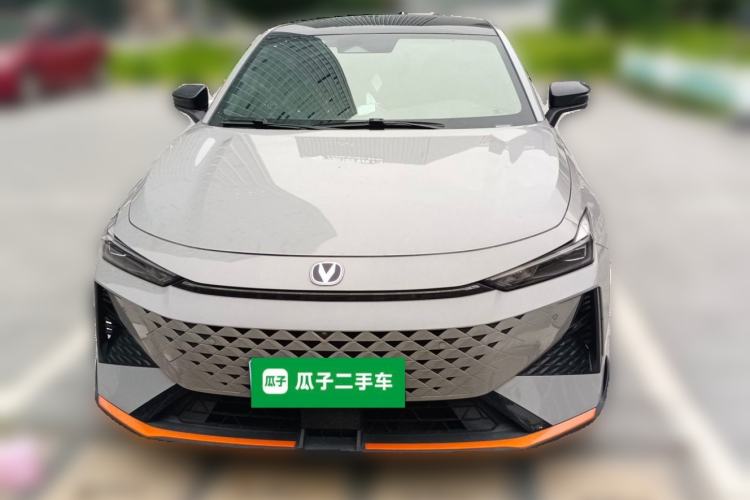 Used CHANGAN UNI-V 2024 1.5T Prestige Sport Edition Front