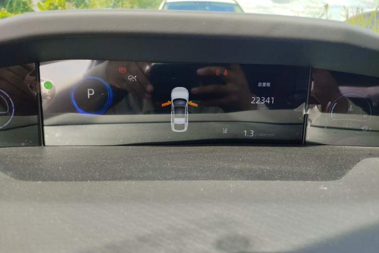 Used CHANGAN UNI-V 2024 1.5T Prestige Sport Edition Instrument Cluster