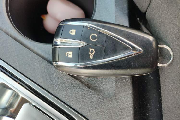 Used CHANGAN UNI-V 2024 1.5T Prestige Sport Edition Vehicle Key