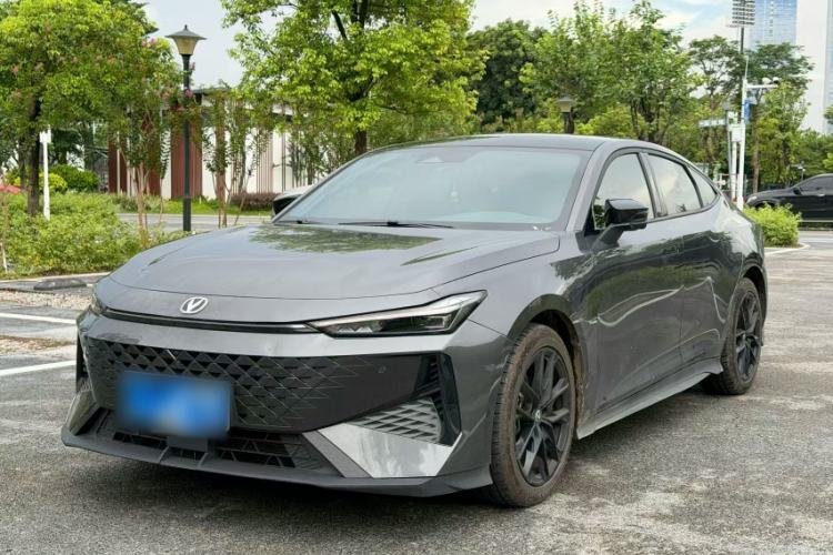 Ojetý CHANGAN UNI-V 2024 1.5T Prestige Edition Guazi used car, China used car export, Used car for sale, Used  cars, Cheapest cars for sale