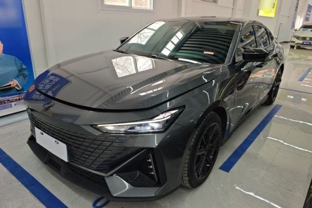 Used CHANGAN UNI-V 2024 1.5T High-Energy Version