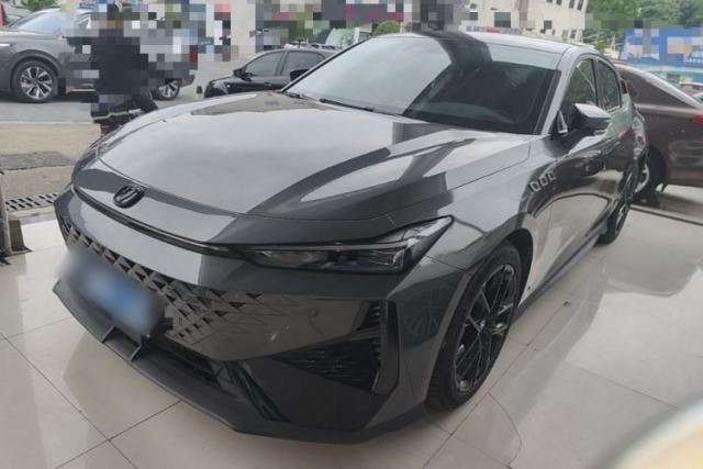 Used CHANGAN UNI-V 2024 1.5T Prestige Edition