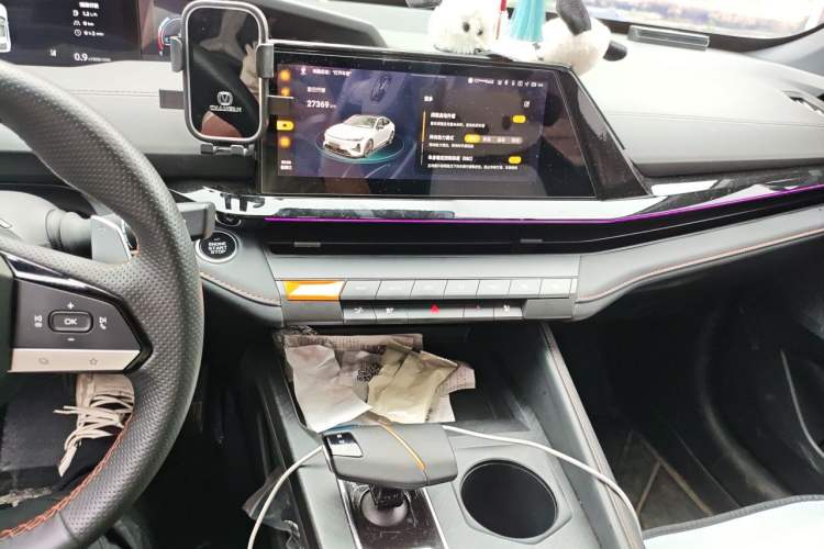 Used CHANGAN UNI-V 2024 1.5T Prestige Edition Audio And AC Panel