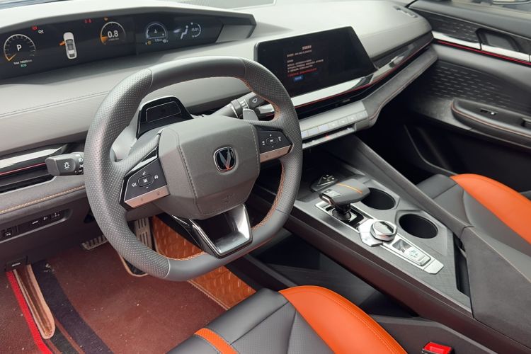 Used CHANGAN UNI-V 2024 1.5T Prestige Sport Edition Audio And AC Panel