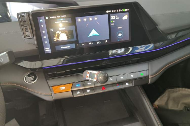 Used CHANGAN UNI-V 2024 1.5T Prestige Edition Audio And AC Panel