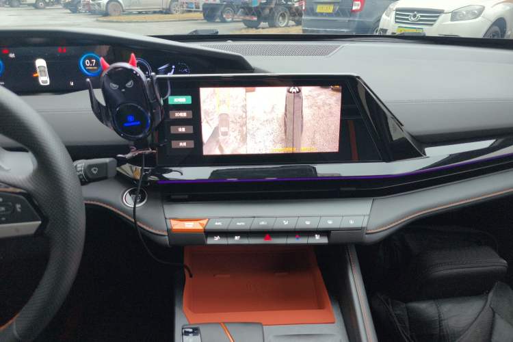Used CHANGAN UNI-V 2024 1.5T Prestige Edition Audio And AC Panel