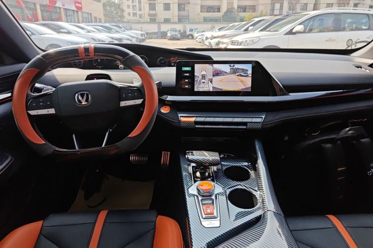 Used CHANGAN UNI-V 2024 1.5T Prestige Sport Edition Center Console