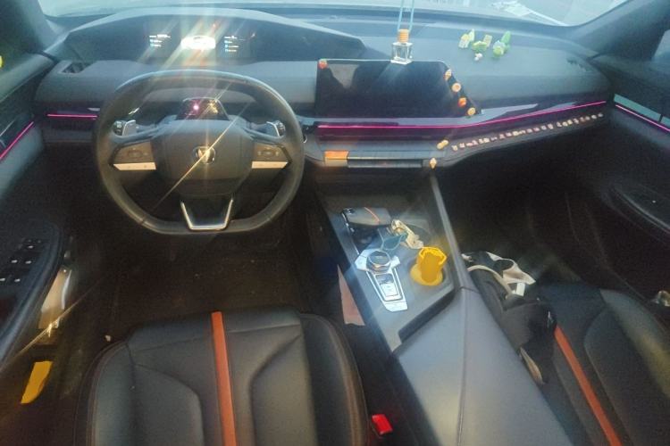 Used CHANGAN UNI-V 2024 1.5T Prestige Edition Center Console