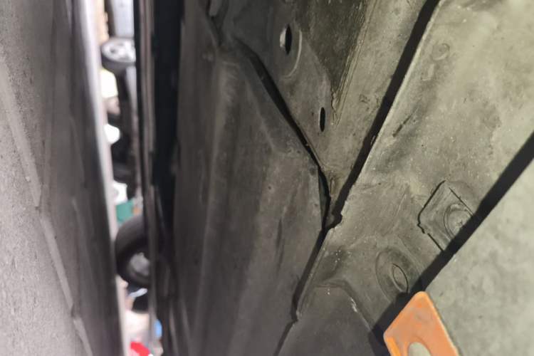 Used CHANGAN UNI-V 2024 1.5T Prestige Sport Edition Chassis Front Left