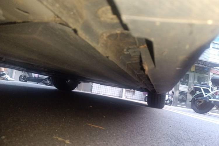 Used CHANGAN UNI-V 2024 1.5T Prestige Edition Chassis Front Left