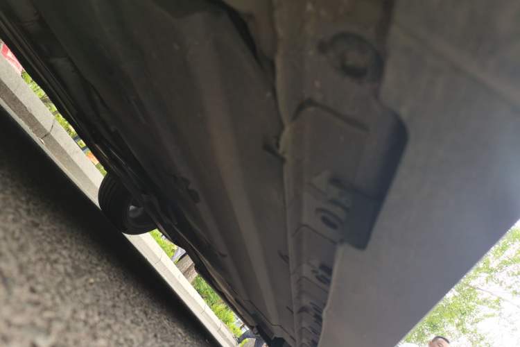 Used CHANGAN UNI-V 2024 1.5T Prestige Edition Chassis Front Left