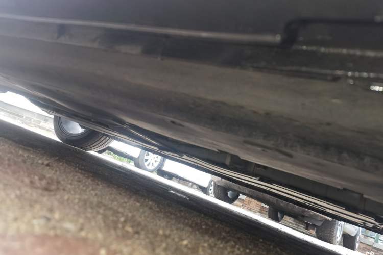 Used CHANGAN UNI-V 2024 1.5T Luxury Edition Chassis Front Right