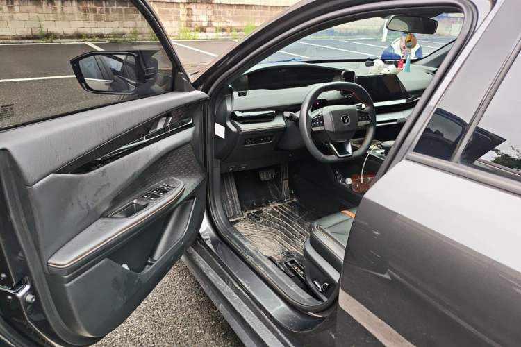 Used CHANGAN UNI-V 2024 1.5T Prestige Edition Driver Seat