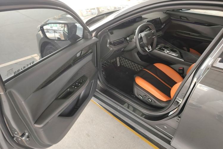 Used CHANGAN UNI-V 2024 1.5T Prestige Sport Edition Driver Seat