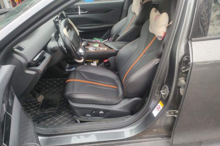 Used CHANGAN UNI-V 2024 1.5T Prestige Edition Driver Seat