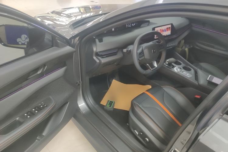 Used CHANGAN UNI-V 2024 1.5T Prestige Edition Driver Seat