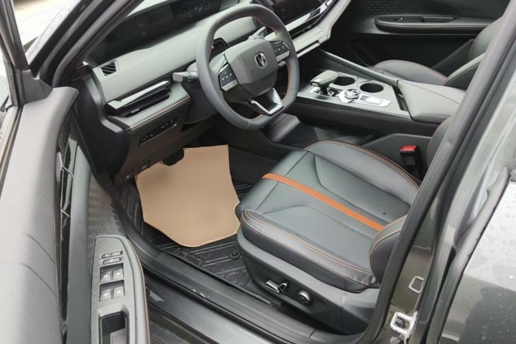 Used CHANGAN UNI-V 2024 1.5T Prestige Edition Driver Seat
