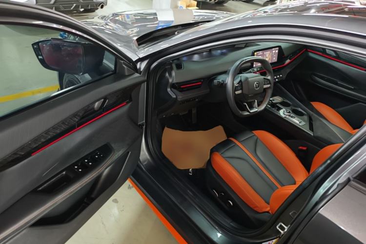 Used CHANGAN UNI-V 2024 1.5T Prestige Sport Edition Driver Seat