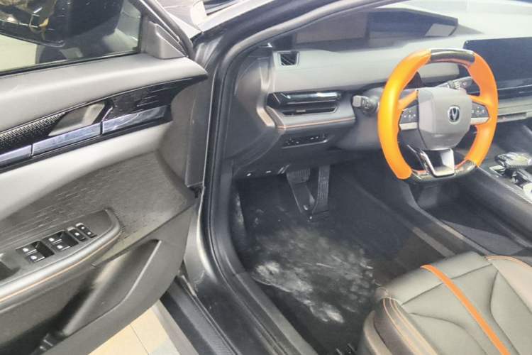 Used CHANGAN UNI-V 2024 1.5T Prestige Edition Driver Seat