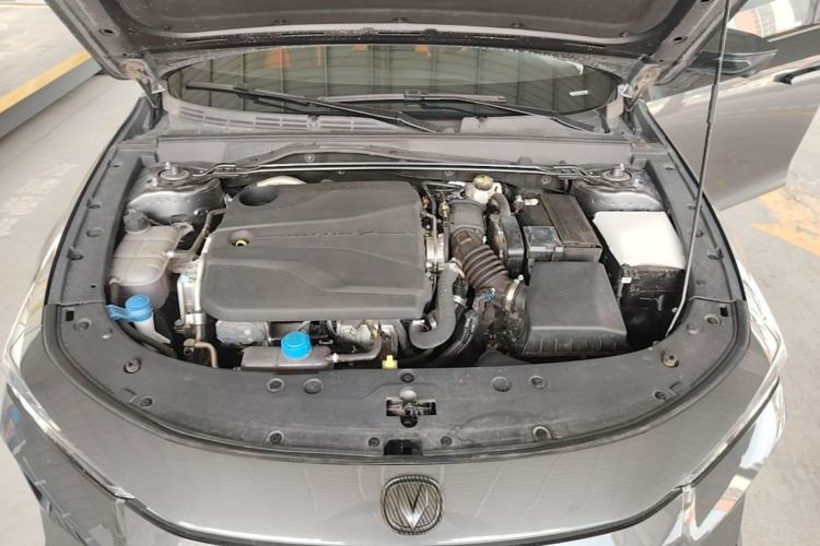 Used CHANGAN UNI-V 2024 1.5T Prestige Sport Edition Engine Bay