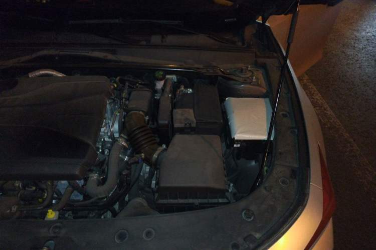 Used CHANGAN UNI-V 2024 1.5T Prestige Sport Edition Engine Bay Left