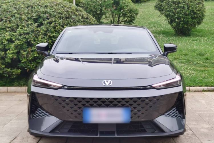 Used CHANGAN UNI-V 2024 1.5T Prestige Edition Exterior 1