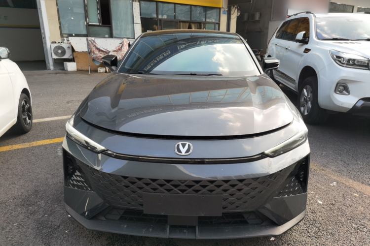 Used CHANGAN UNI-V 2024 1.5T Prestige Edition Exterior 1