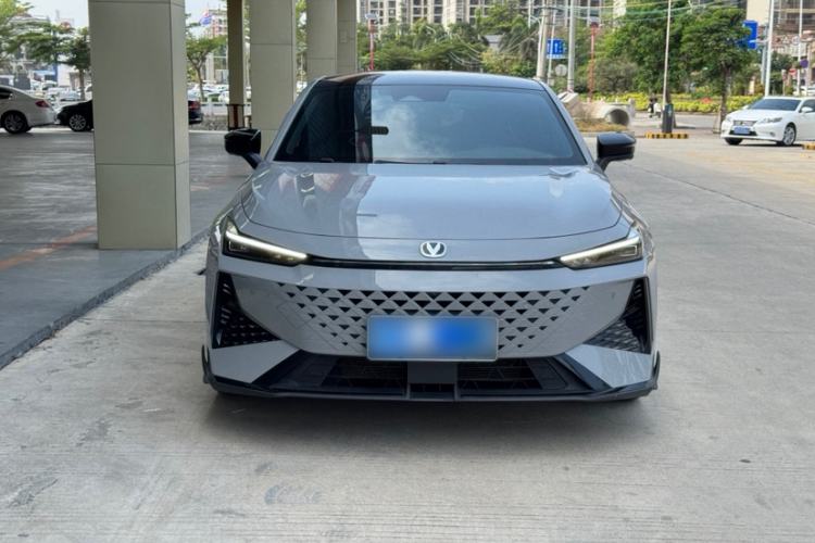 Used CHANGAN UNI-V 2024 1.5T Prestige Sport Edition Exterior 1