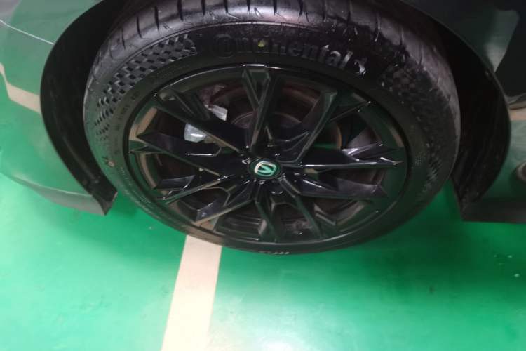 Used CHANGAN UNI-V 2024 1.5T Prestige Edition Exterior 1
