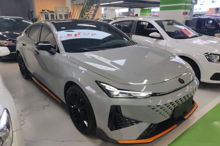 Used CHANGAN UNI-V 2024 1.5T Prestige Sport Edition Exterior 1