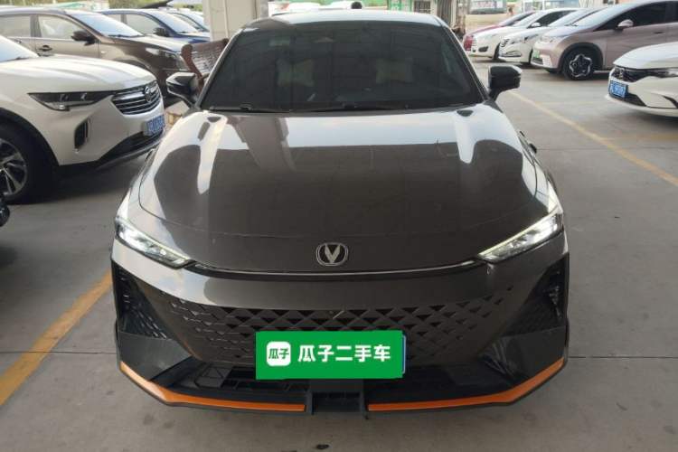 Used CHANGAN UNI-V 2024 1.5T Prestige Sport Edition Exterior 1
