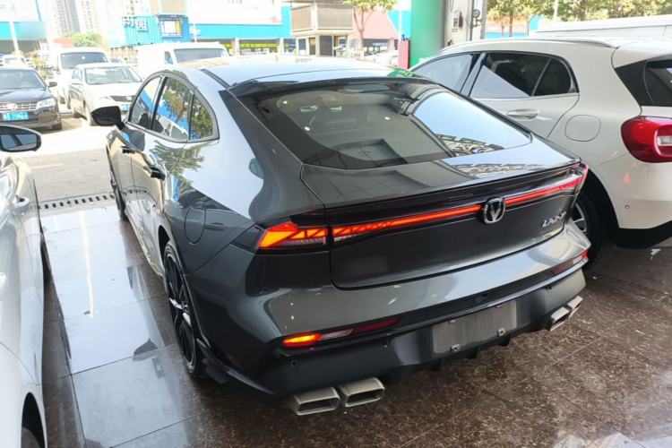 Used CHANGAN UNI-V 2024 1.5T Prestige Sport Edition Exterior 2