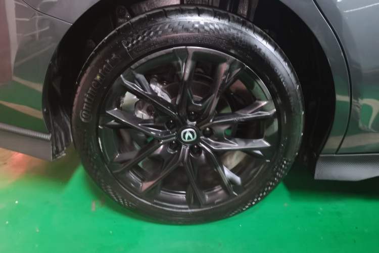 Used CHANGAN UNI-V 2024 1.5T Prestige Edition Exterior 2