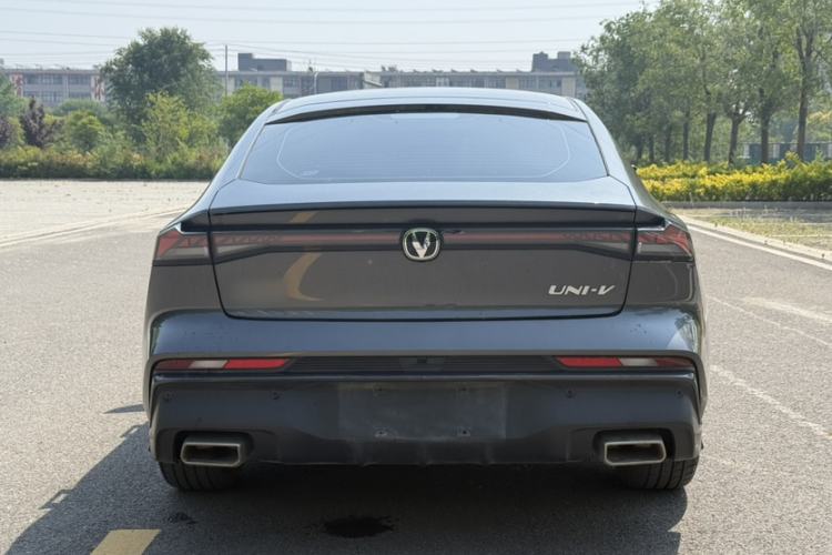 Used CHANGAN UNI-V 2024 1.5T Prestige Edition Exterior 3