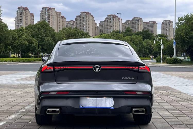 Used CHANGAN UNI-V 2024 1.5T Prestige Edition Exterior 3