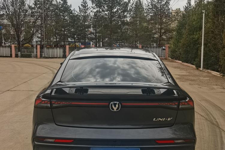 Used CHANGAN UNI-V 2024 1.5T Prestige Edition Exterior 3
