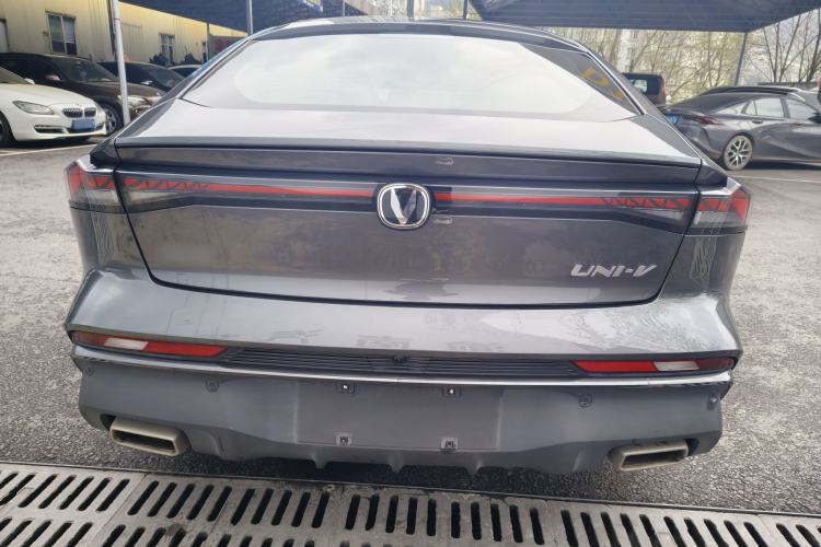 Used CHANGAN UNI-V 2024 1.5T Prestige Edition Exterior 4