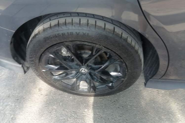 Used CHANGAN UNI-V 2024 1.5T Prestige Edition Exterior 5